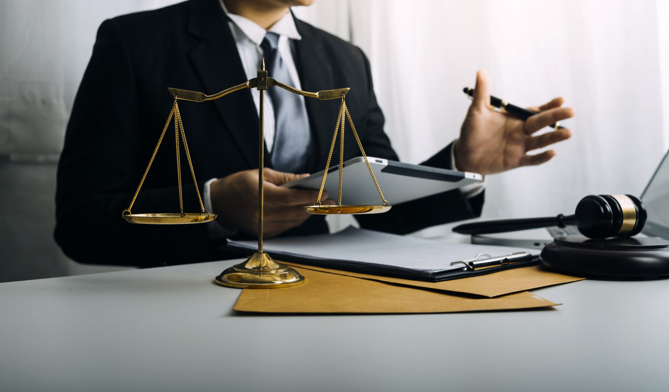 ساختار دادگاه‌ها و مراجع قضایی